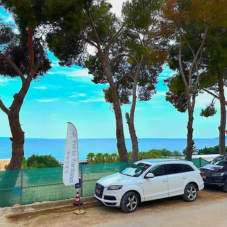 Apartment With Sea View-1 Min Walk To Mango